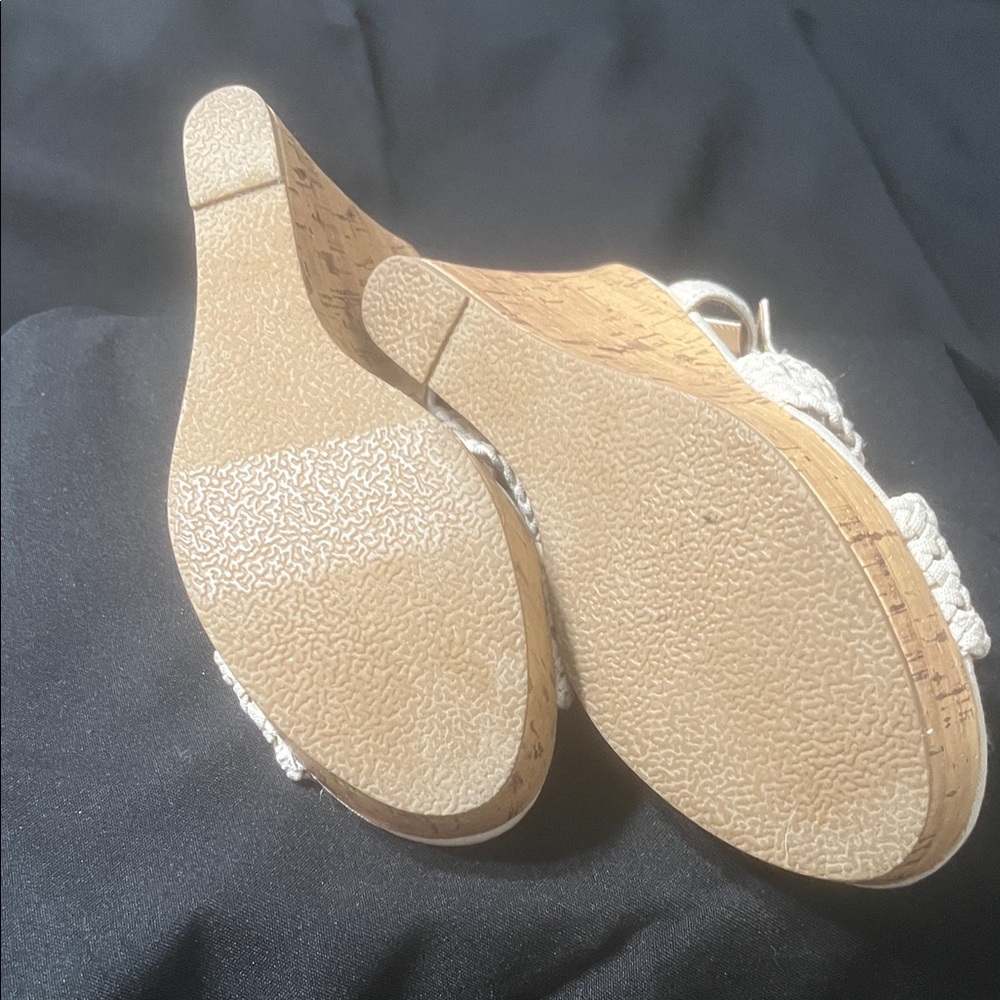 SO Beige Crochet Wedge Sandals - Picture 4 of 6